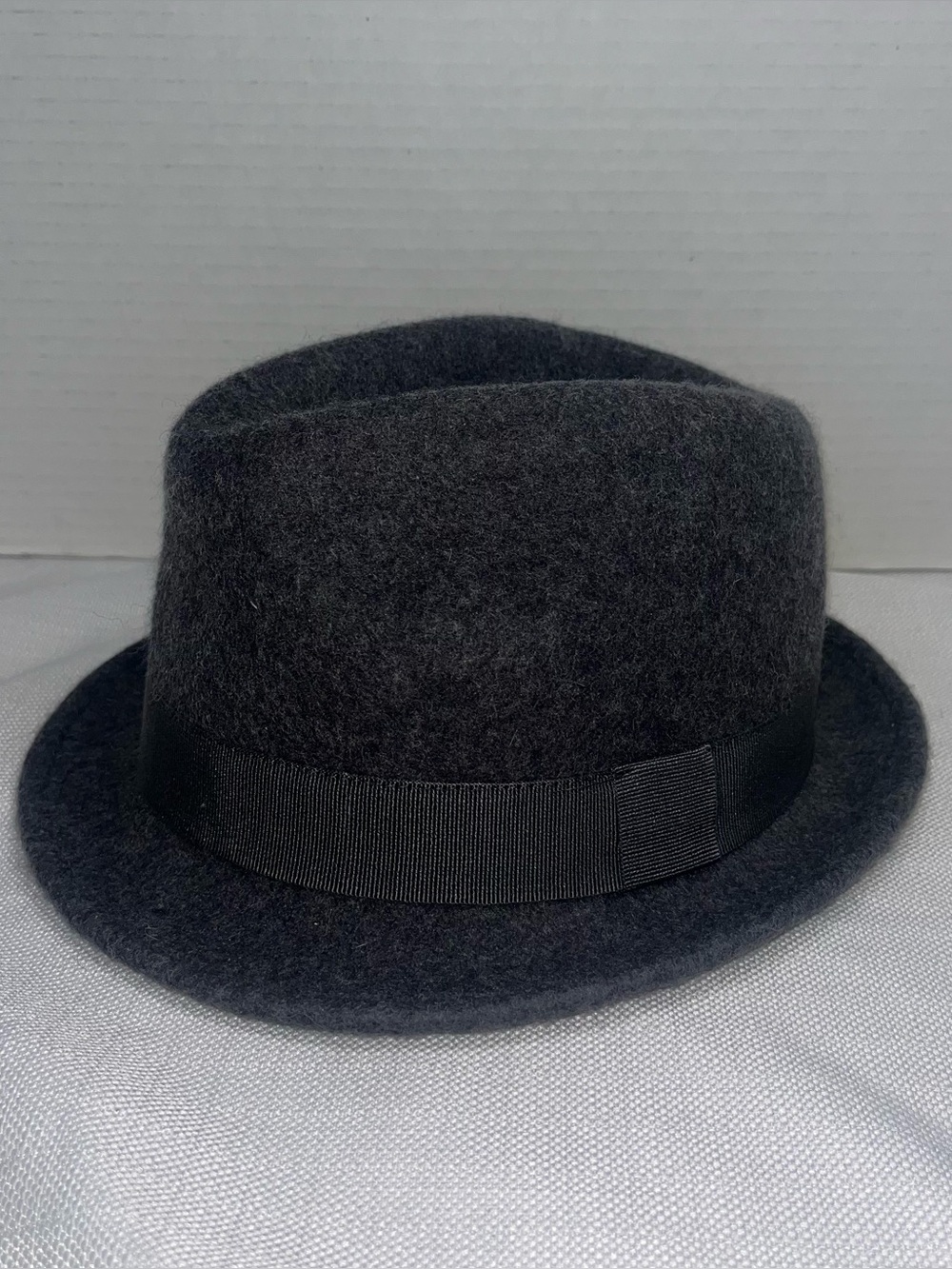Saks Fifth Avenue 100% Wool Dark Gray Fedora Hat Men’s Size 7.5 Italy